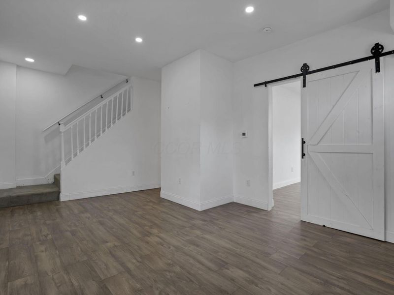 999 S 22nd Street, Columbus, OH 43206 Photo 9