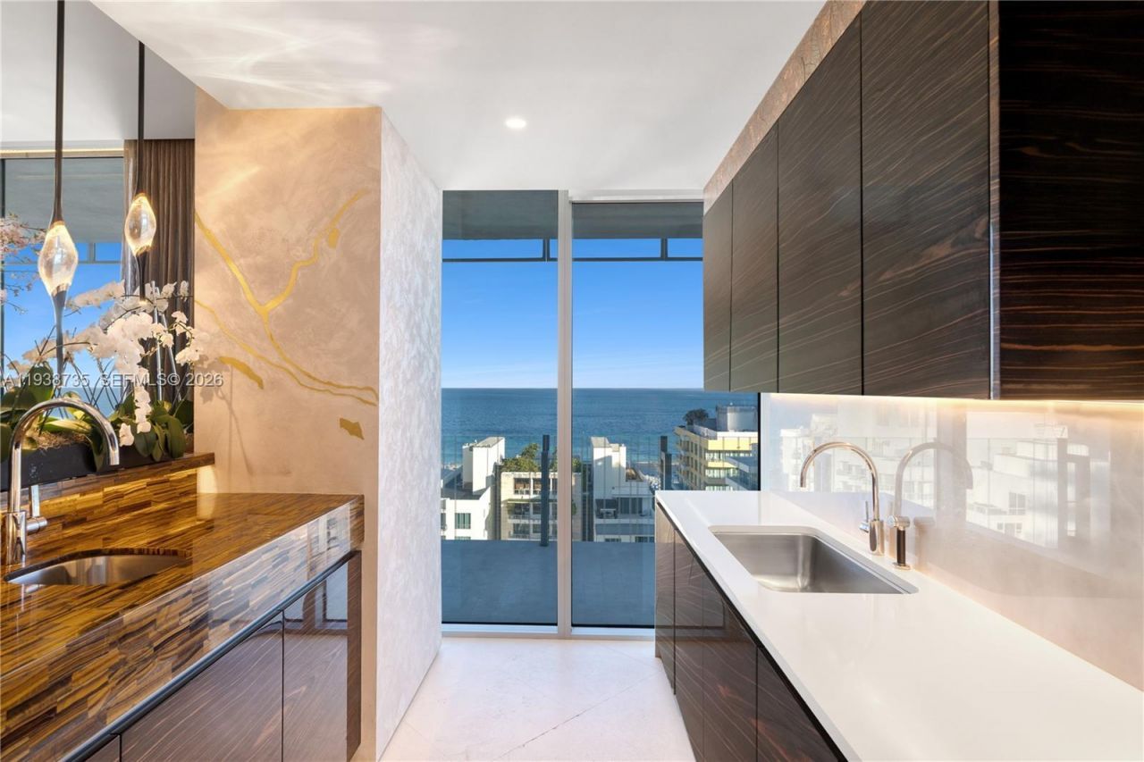 120 Ocean Dr , Unit 1400, Miami Beach, FL 33139 Photo