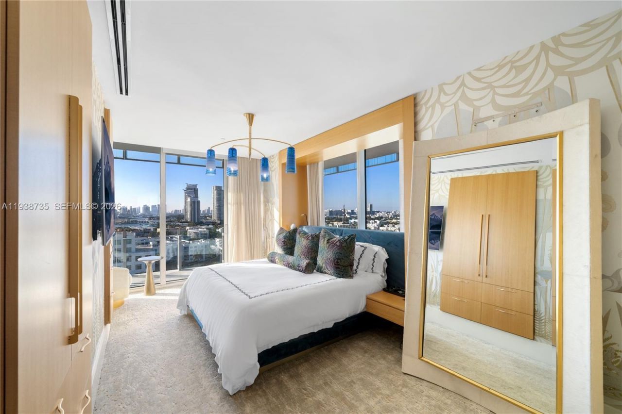 120 Ocean Dr , Unit 1400, Miami Beach, FL 33139 Photo