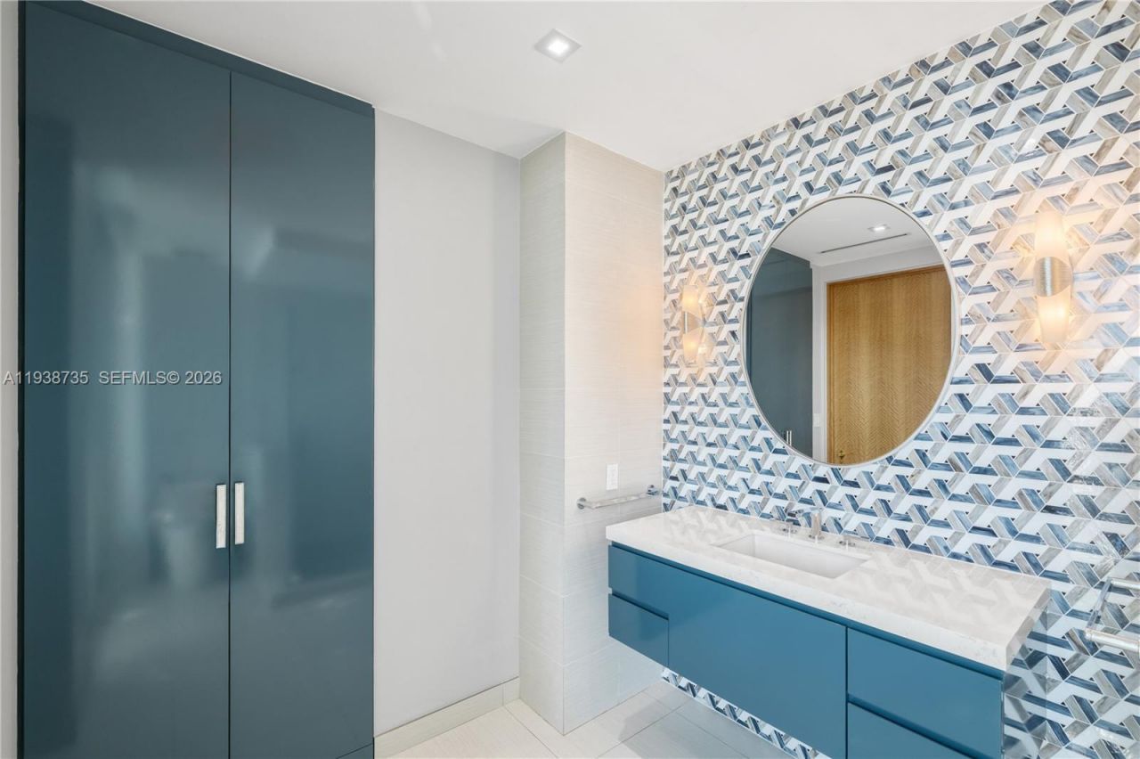 120 Ocean Dr , Unit 1400, Miami Beach, FL 33139 Photo