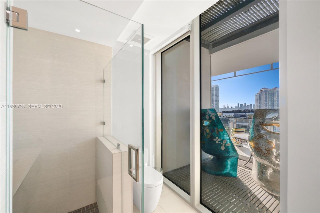 120 Ocean Dr , Unit 1400, Miami Beach, FL 33139 Photo