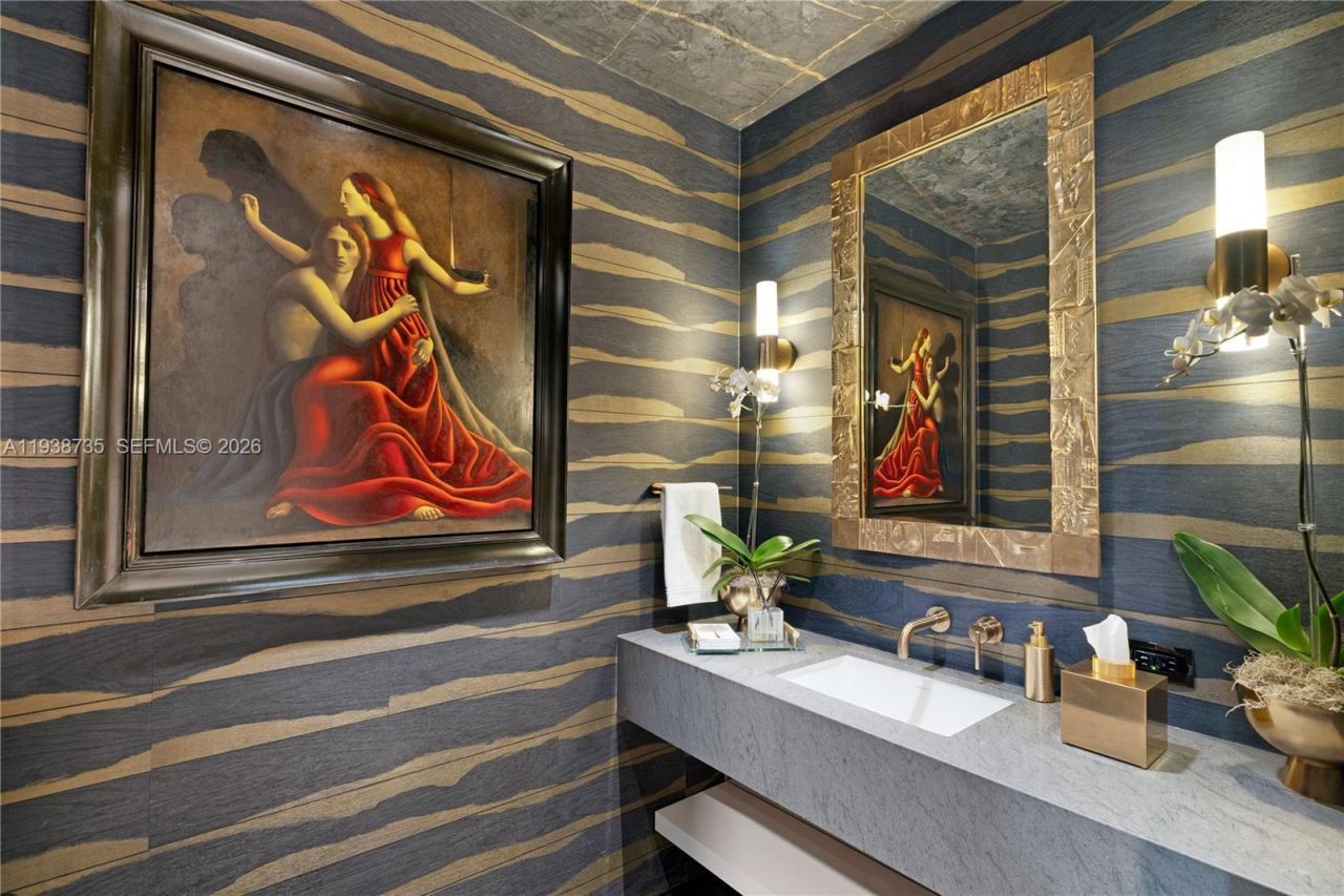 120 Ocean Dr , Unit 1400, Miami Beach, FL 33139 Photo