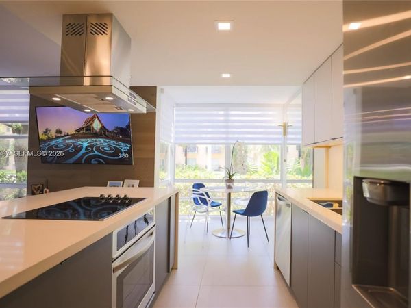 210 172nd St, Unit 131, Sunny Isles Beach, FL 33160