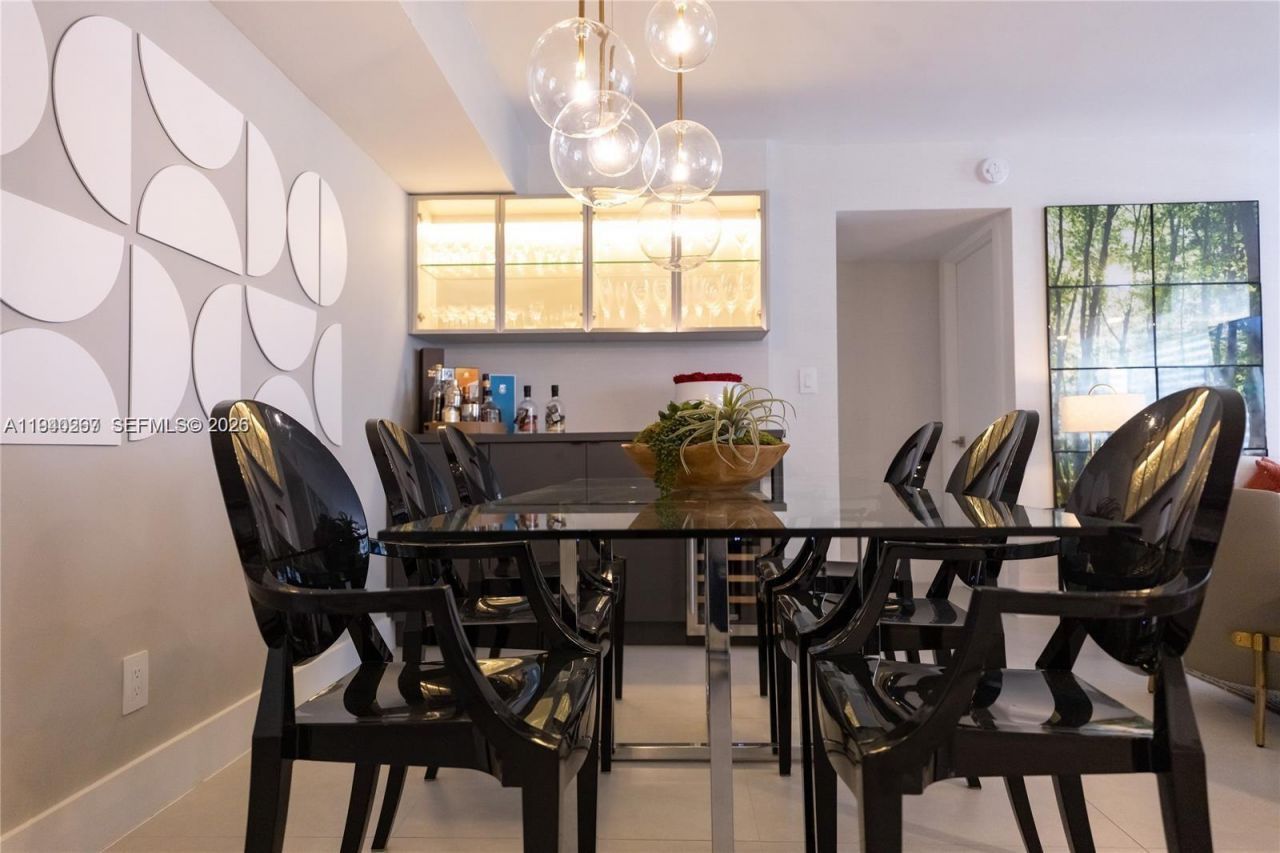 210 172nd St, Unit 131, Sunny Isles Beach, FL 33160 Photo