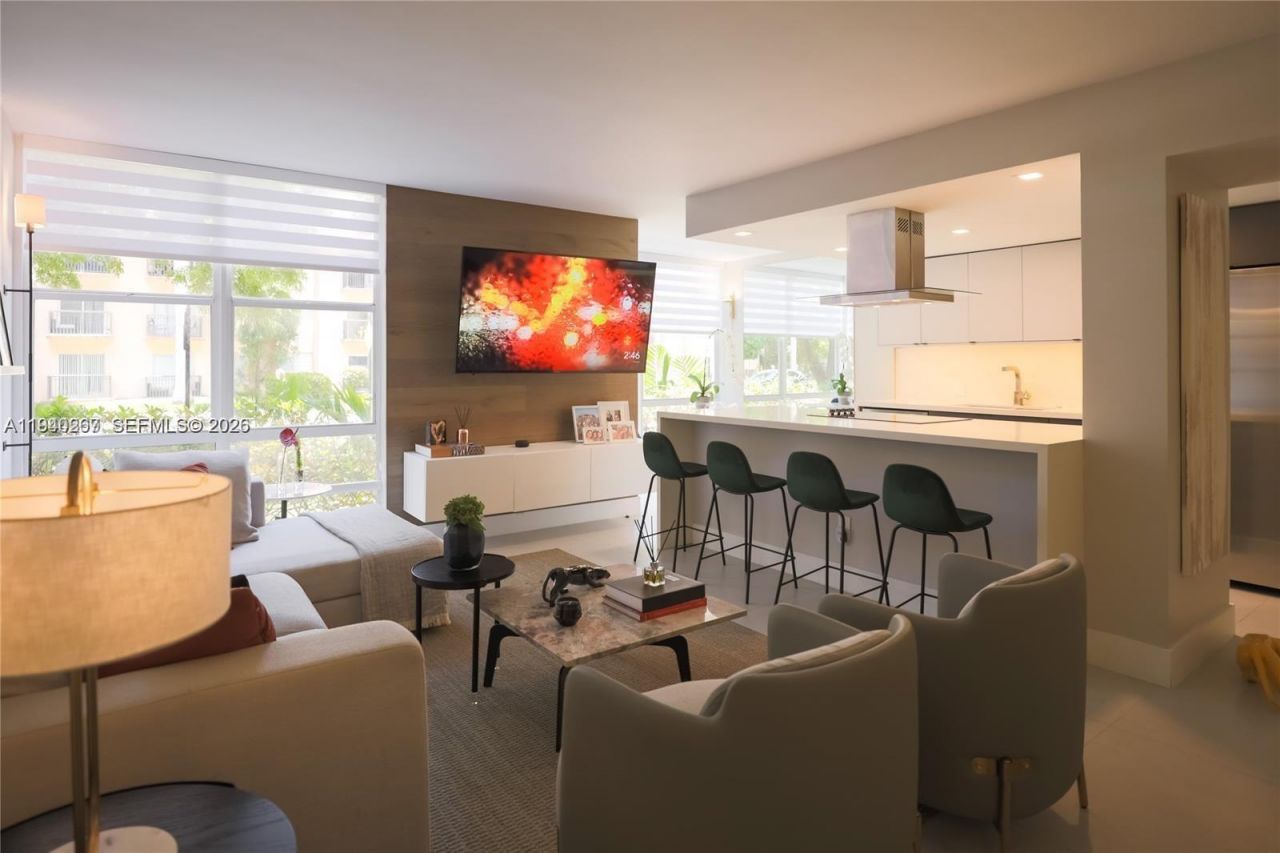 210 172nd St, Unit 131, Sunny Isles Beach, FL 33160 Photo