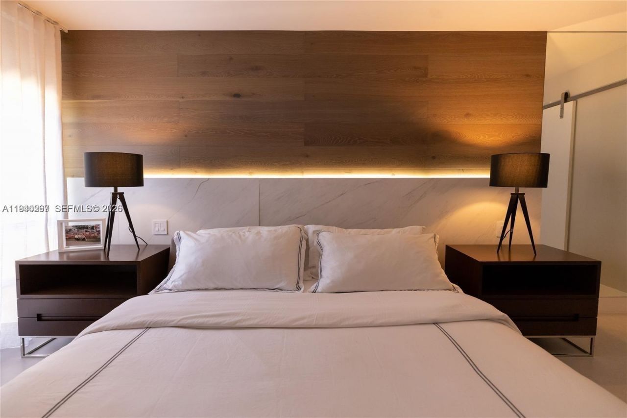 210 172nd St, Unit 131, Sunny Isles Beach, FL 33160 Photo