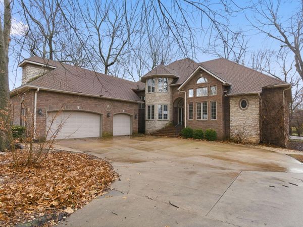 3307 N 10th Street, Ozark, MO 65721