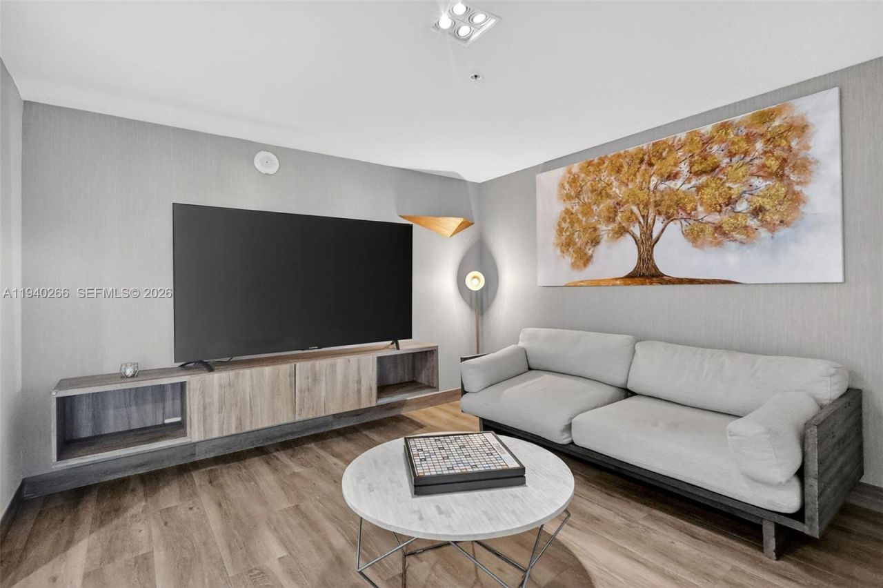 400 Sunny Isles Blvd, Unit 1207, Sunny Isles Beach, FL 33160 Photo