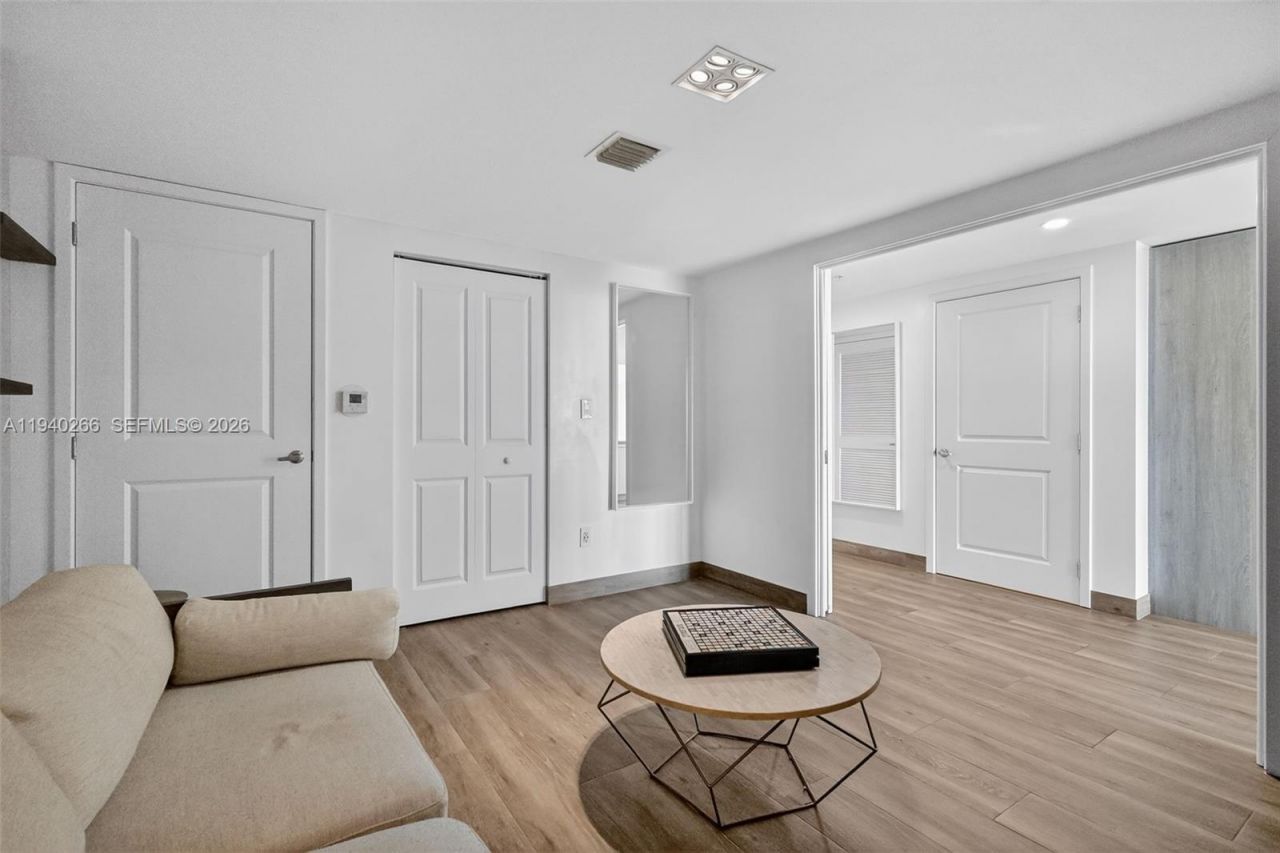 400 Sunny Isles Blvd, Unit 1207, Sunny Isles Beach, FL 33160 Photo