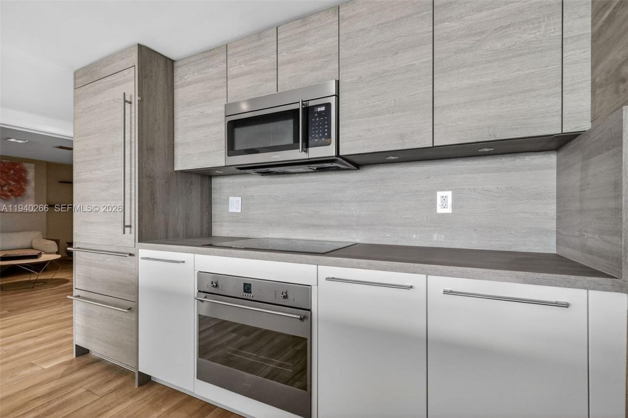 400 Sunny Isles Blvd, Unit 1207, Sunny Isles Beach, FL 33160 Photo