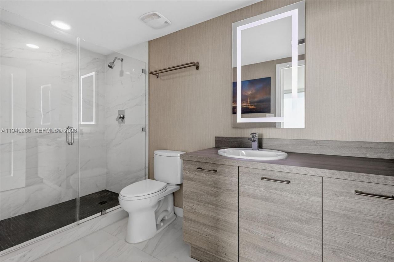 400 Sunny Isles Blvd, Unit 1207, Sunny Isles Beach, FL 33160 Photo