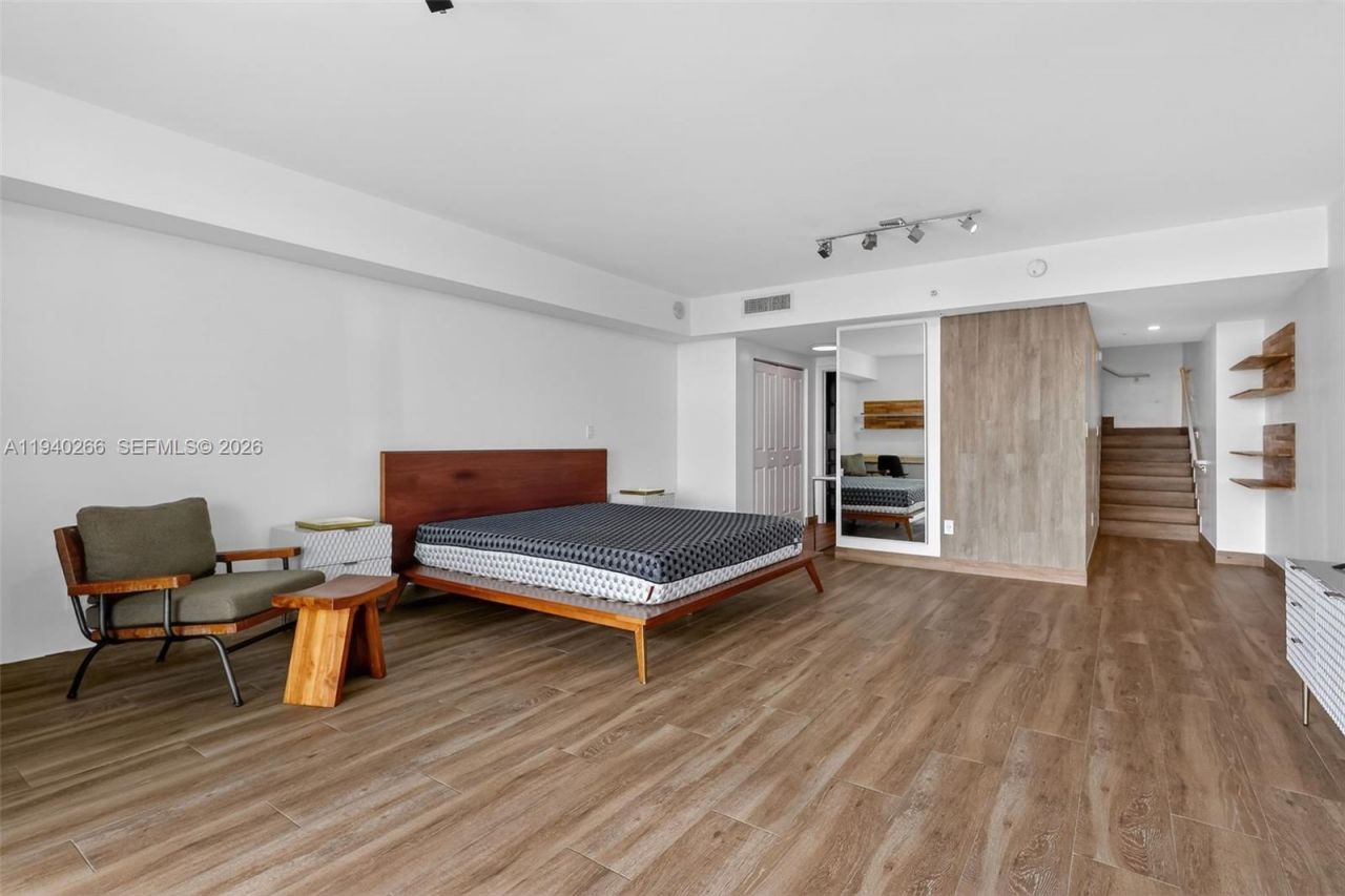 400 Sunny Isles Blvd, Unit 1207, Sunny Isles Beach, FL 33160 Photo