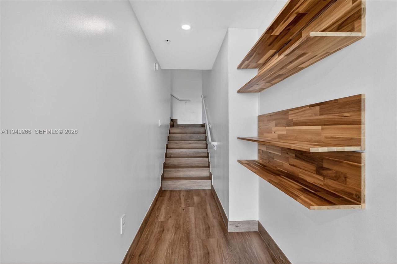 400 Sunny Isles Blvd, Unit 1207, Sunny Isles Beach, FL 33160 Photo