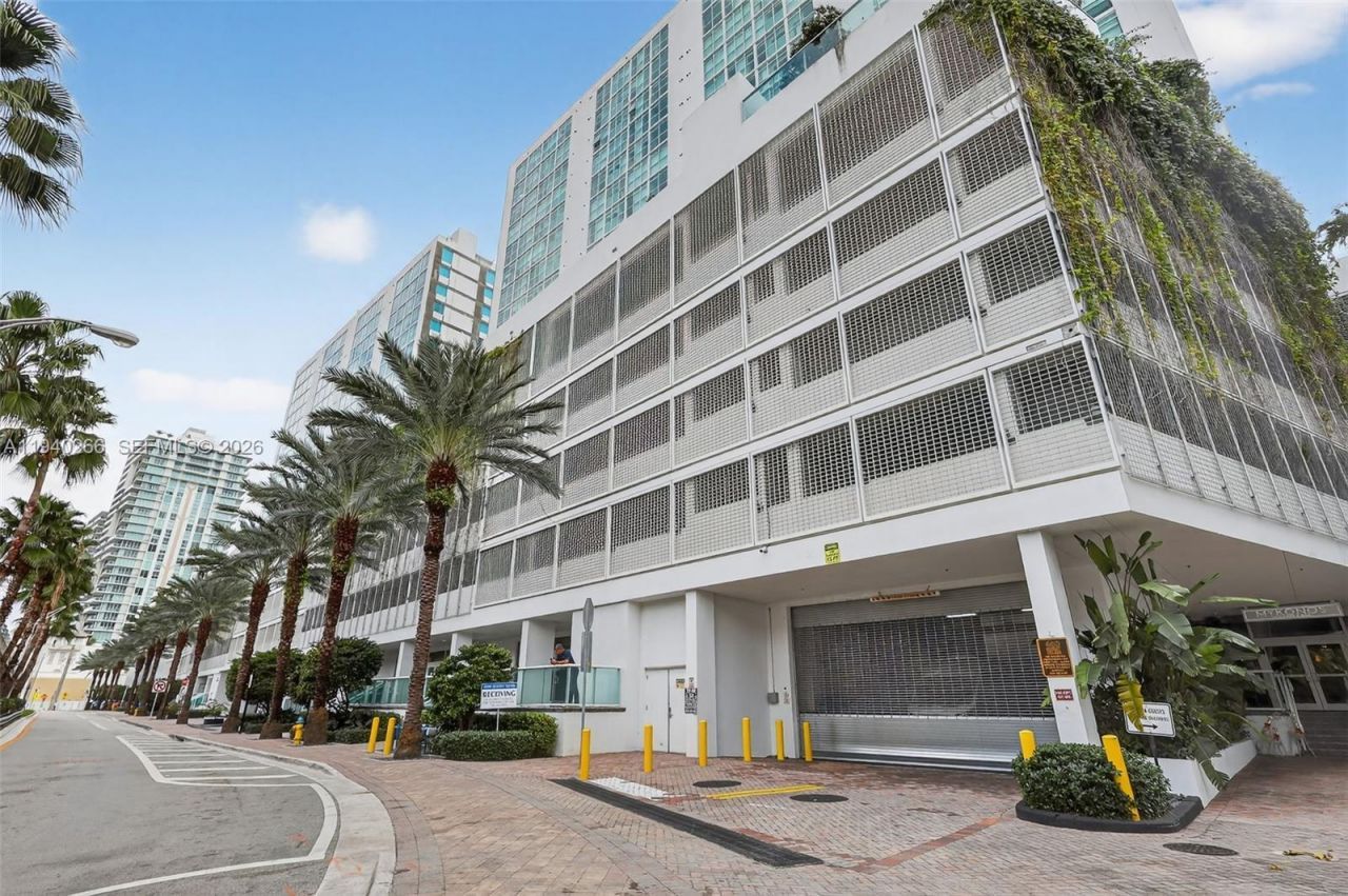 400 Sunny Isles Blvd, Unit 1207, Sunny Isles Beach, FL 33160 Photo