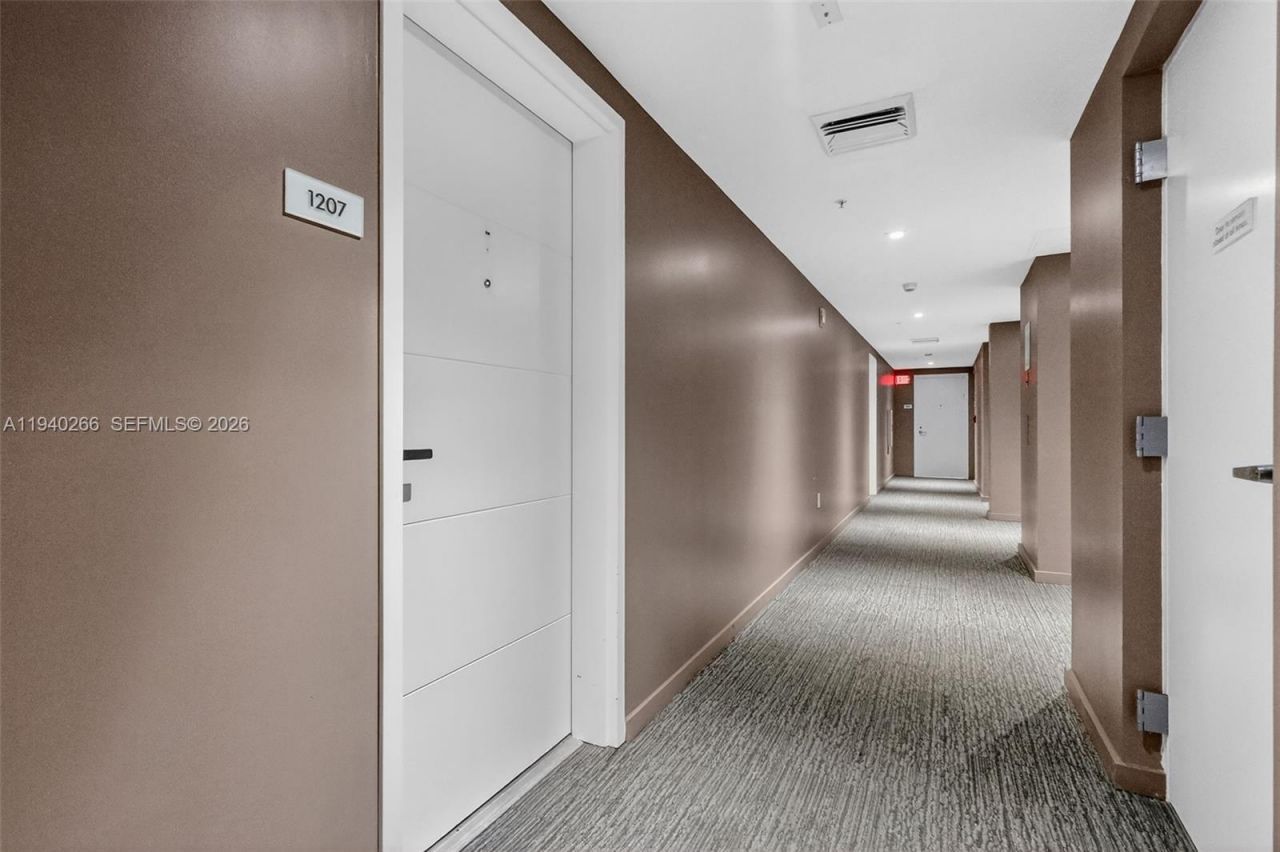 400 Sunny Isles Blvd, Unit 1207, Sunny Isles Beach, FL 33160 Photo