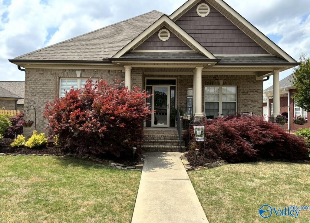 16777 Gardenview Lane, Athens, AL 35613 Main Photo