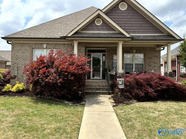16777 Gardenview Lane, Athens, AL 35613