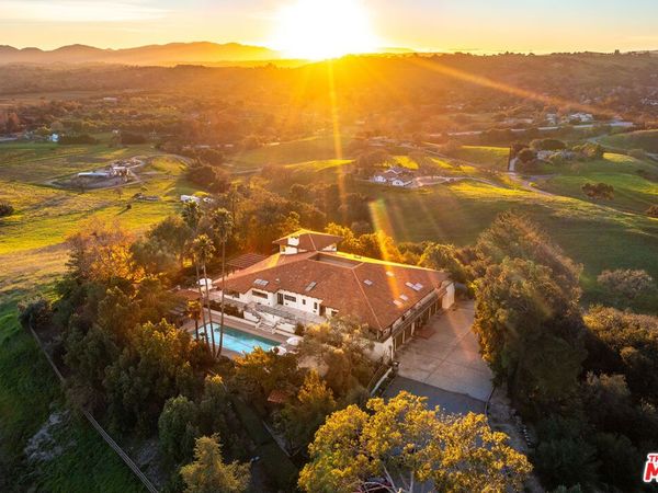 2975 Calle Bonita, Santa Ynez, CA 93460