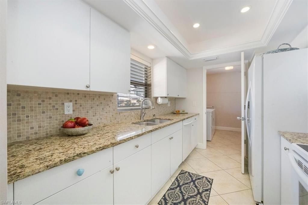 4126 Belair Ln, Unit B6, Naples, FL 34103 Photo