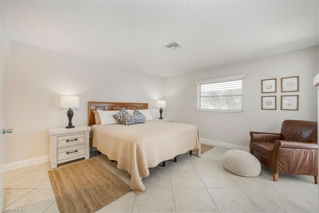4126 Belair Ln, Unit B6, Naples, FL 34103 Photo