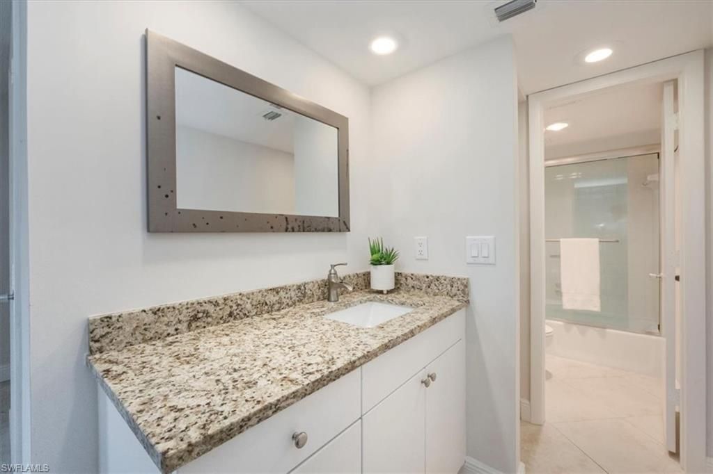 4126 Belair Ln, Unit B6, Naples, FL 34103 Photo