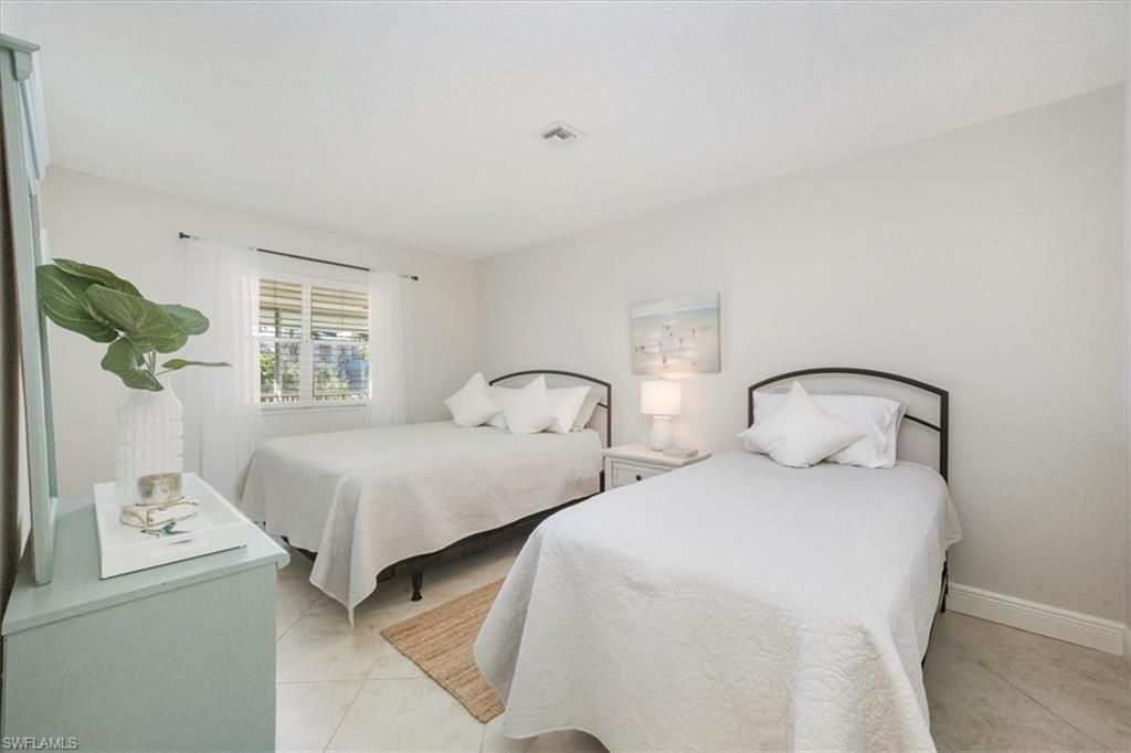 4126 Belair Ln, Unit B6, Naples, FL 34103 Photo