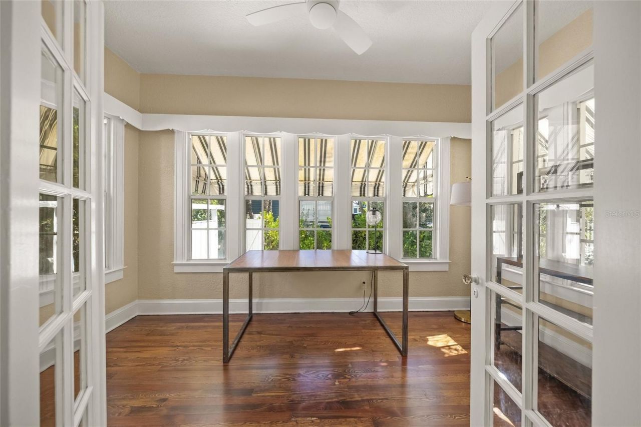 1917 Bahia Vista Street, Sarasota, FL 34239 Photo