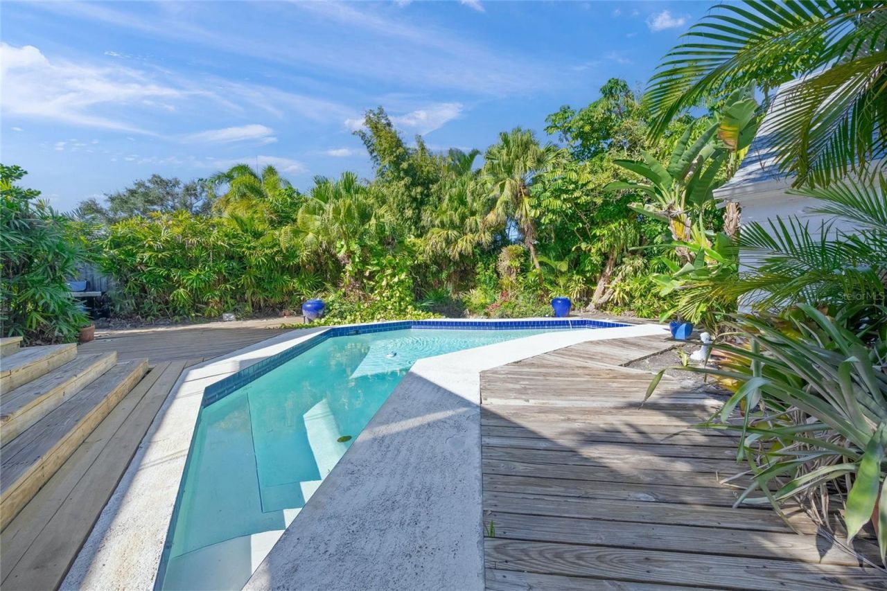 1917 Bahia Vista Street, Sarasota, FL 34239 Photo