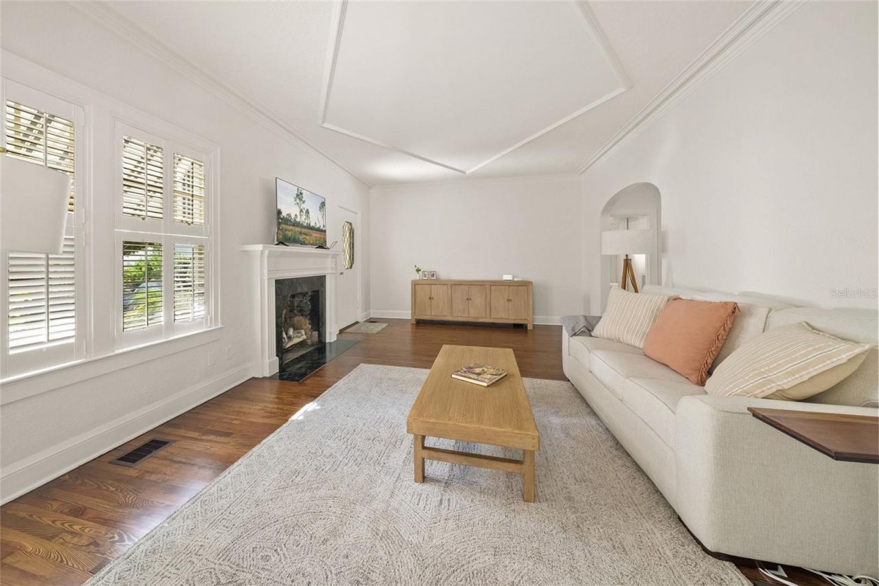 1917 Bahia Vista Street, Sarasota, FL 34239 Photo