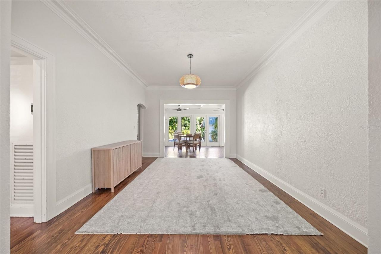 1917 Bahia Vista Street, Sarasota, FL 34239 Photo