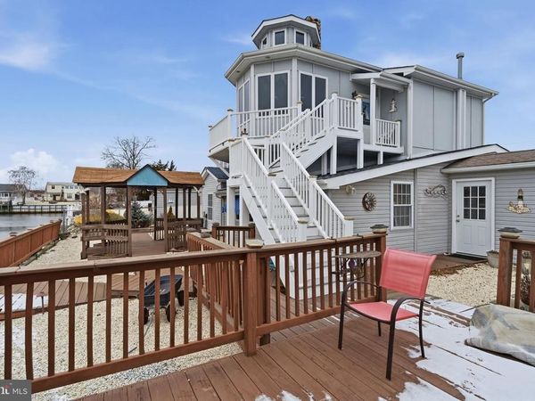 43 LAWRENCE DRIVE, MANAHAWKIN, NJ 08050