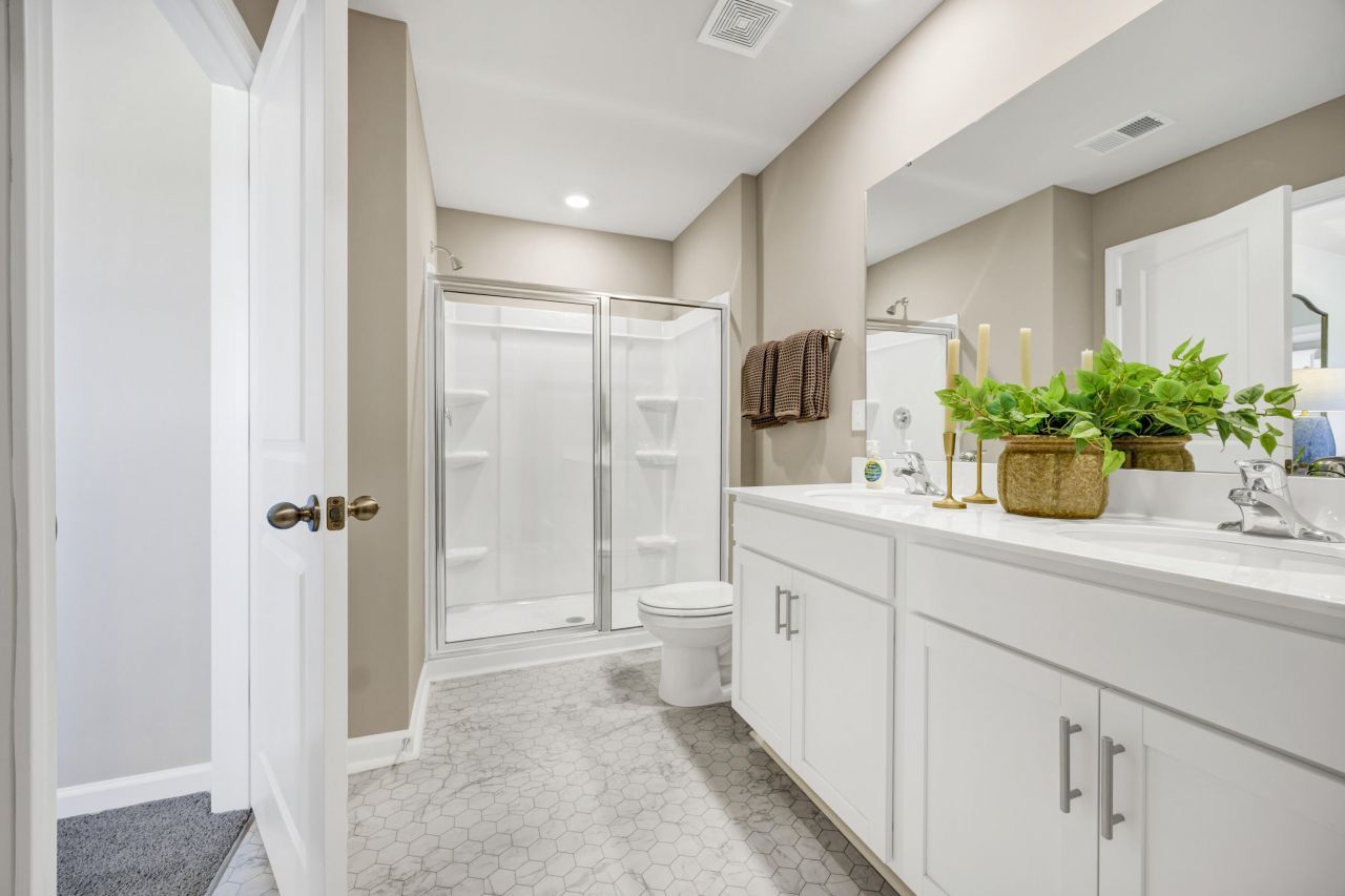 156 Stamford Road Photo 15