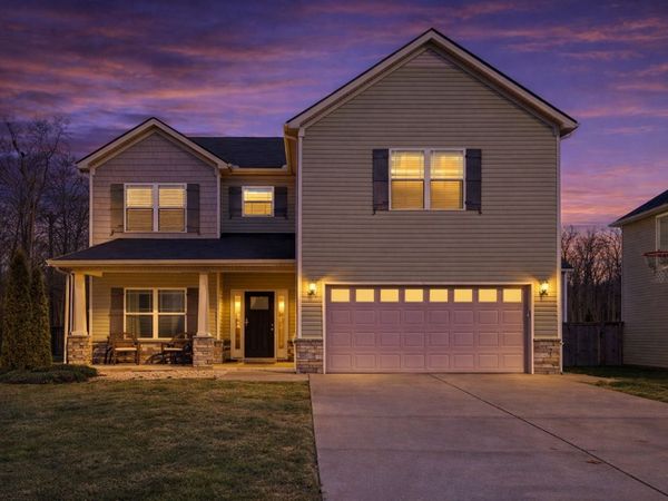 1212 Carrington Pl, Murfreesboro, TN 37128