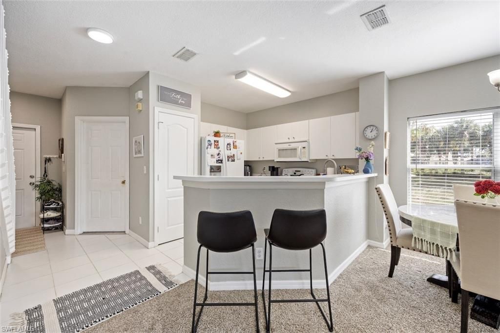 1338 Weeping Willow Ct, Cape Coral, FL 33909 Photo