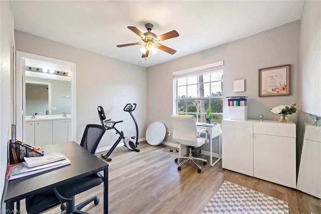 1338 Weeping Willow Ct, Cape Coral, FL 33909 Photo