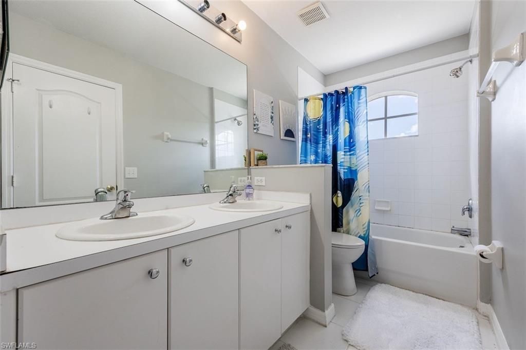 1338 Weeping Willow Ct, Cape Coral, FL 33909 Photo