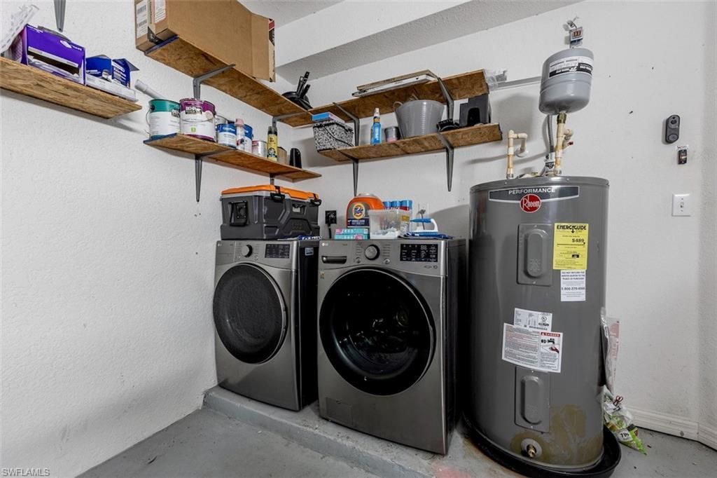 1338 Weeping Willow Ct, Cape Coral, FL 33909 Photo