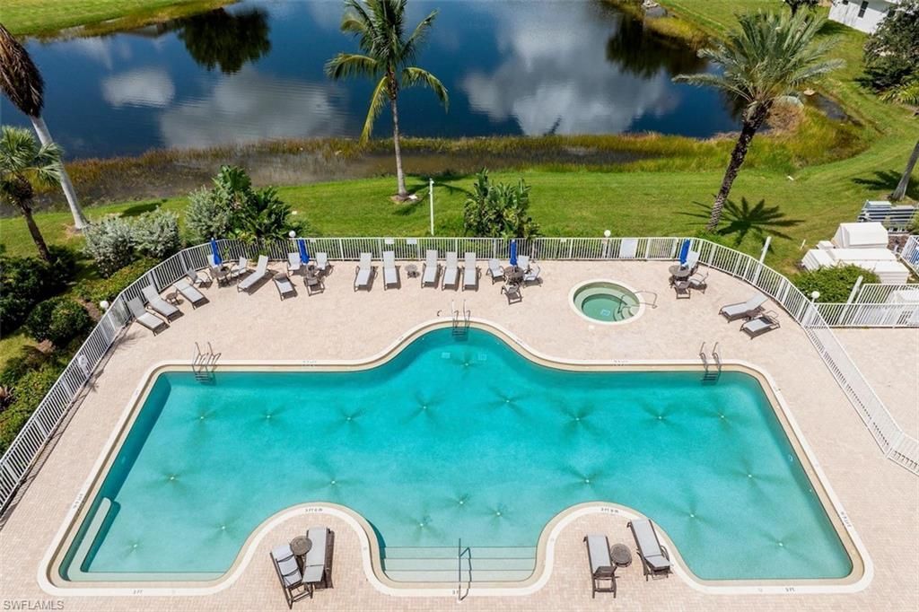 1338 Weeping Willow Ct, Cape Coral, FL 33909 Photo