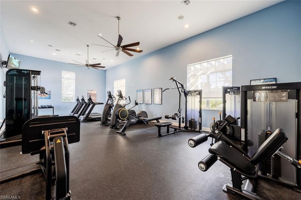 1338 Weeping Willow Ct, Cape Coral, FL 33909 Photo