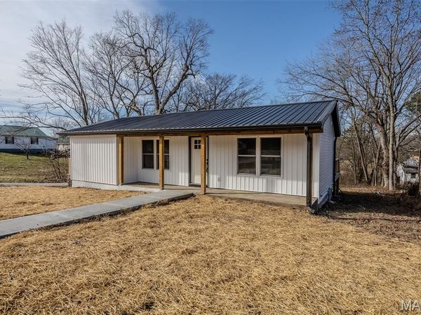 111 Eastside Street, Crocker, MO 65452