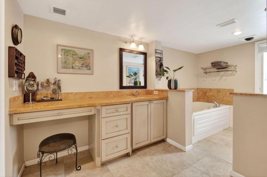285 Golfview Drive, Tequesta, FL 33469 Photo