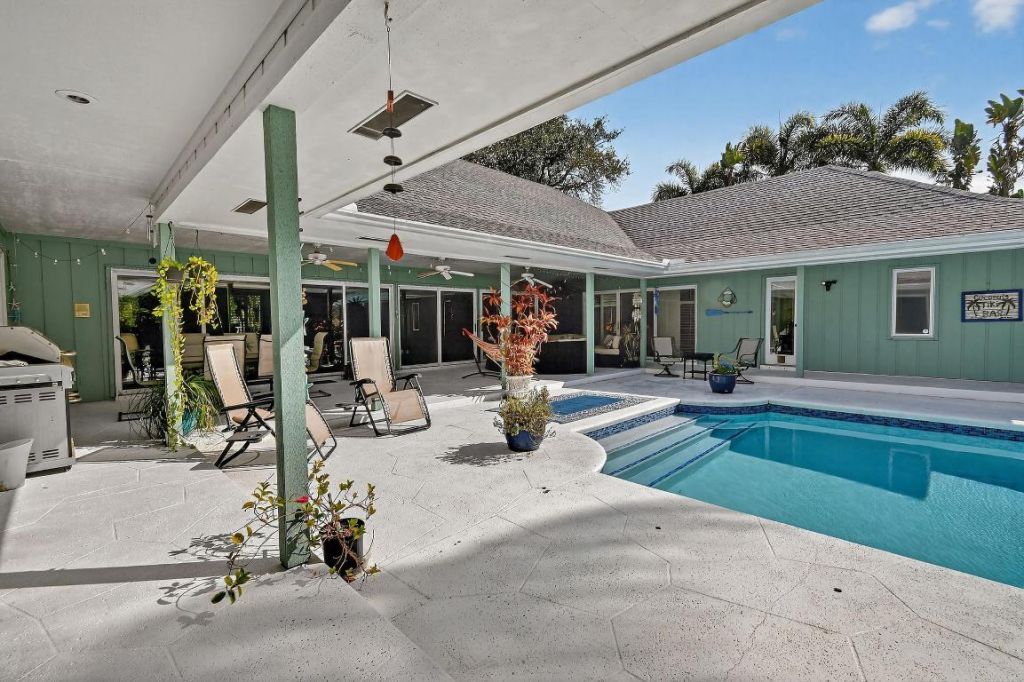 285 Golfview Drive, Tequesta, FL 33469 Photo