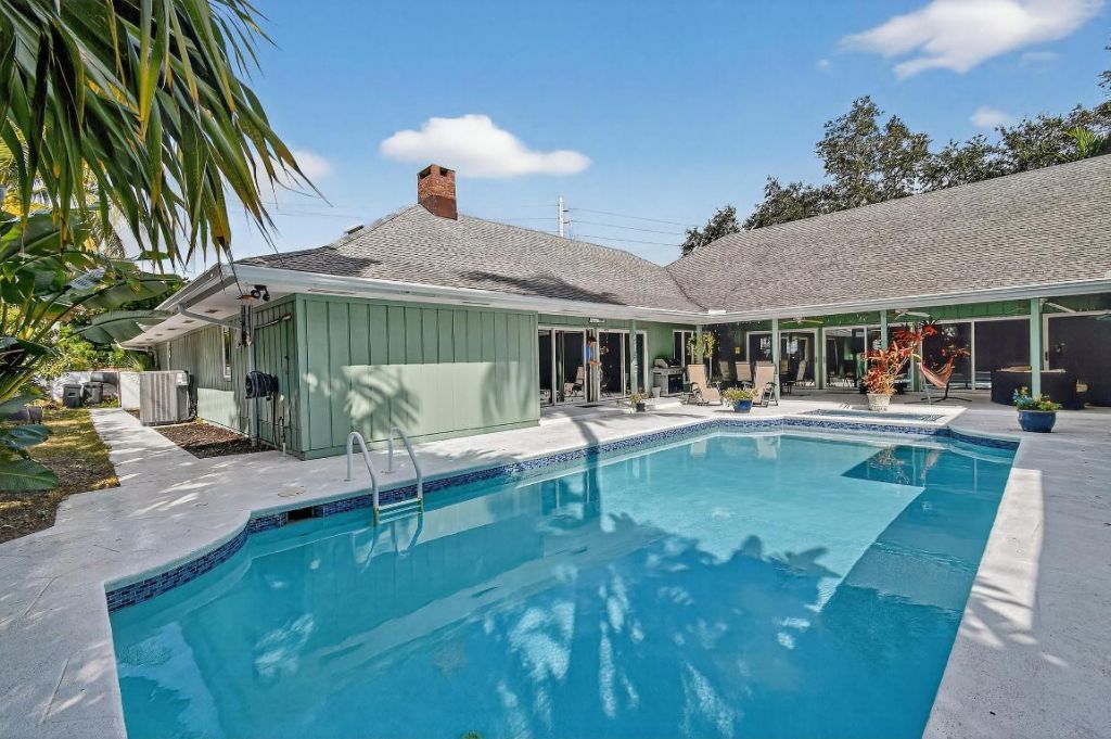 285 Golfview Drive, Tequesta, FL 33469 Photo