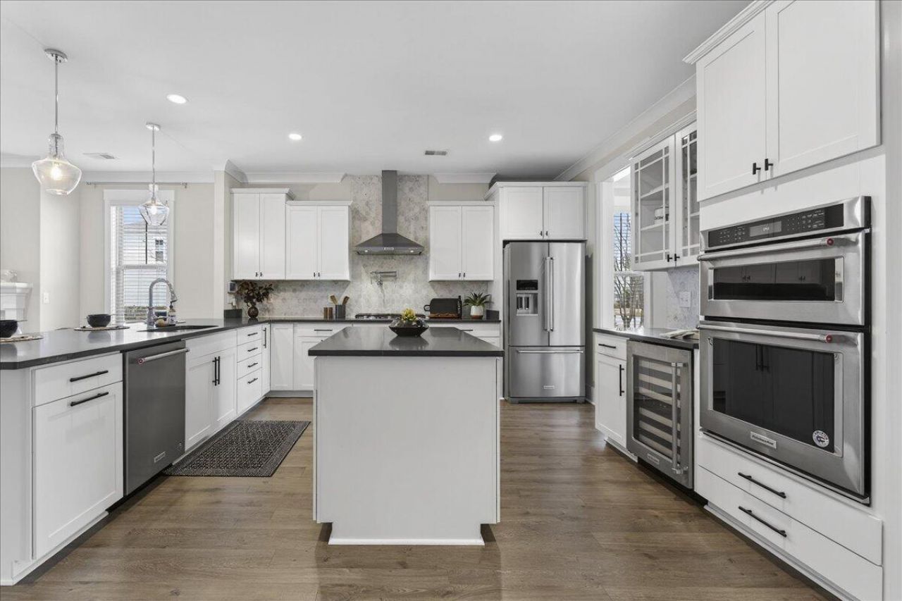 274 Great Lawn Drive Photo 10