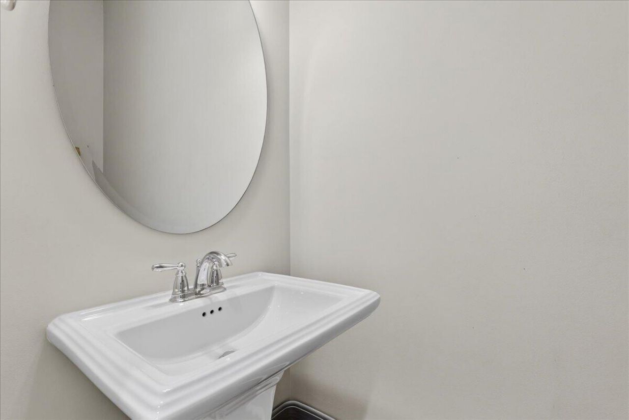 274 Great Lawn Drive Photo 27