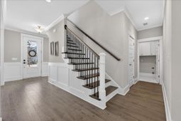 274 Great Lawn Drive photo 4