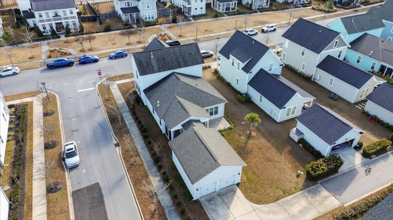 274 Great Lawn Drive Photo 44