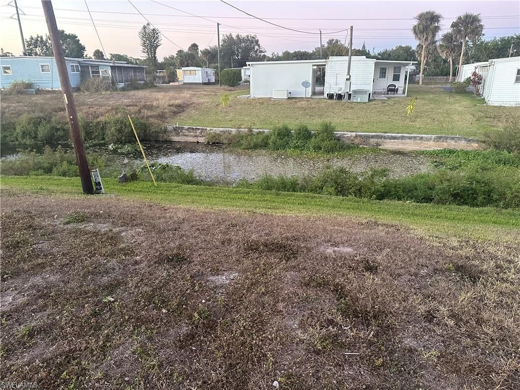 317 Lantern Ln, North Fort Myers, FL 33917 Photo