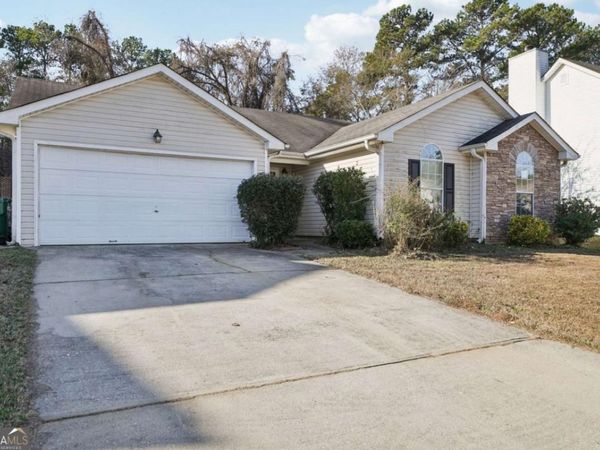 1443 Pebble Ridge Lane, Hampton, GA 30228