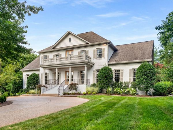 1115 Wilson Pike, Brentwood, TN 37027